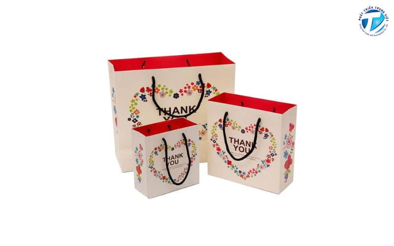 Nên chọn túi giấy đựng quà 